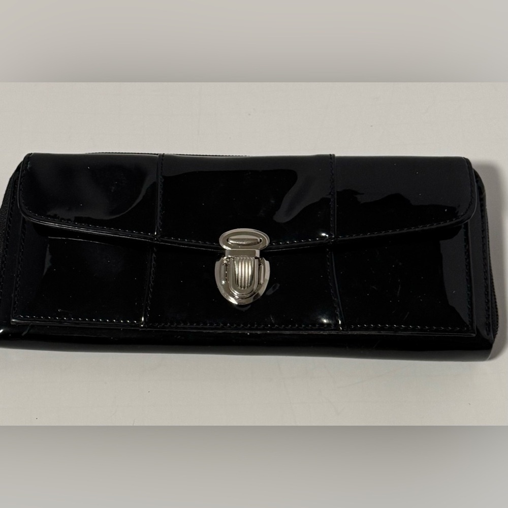 Beautiful Black patten faux leather wallet